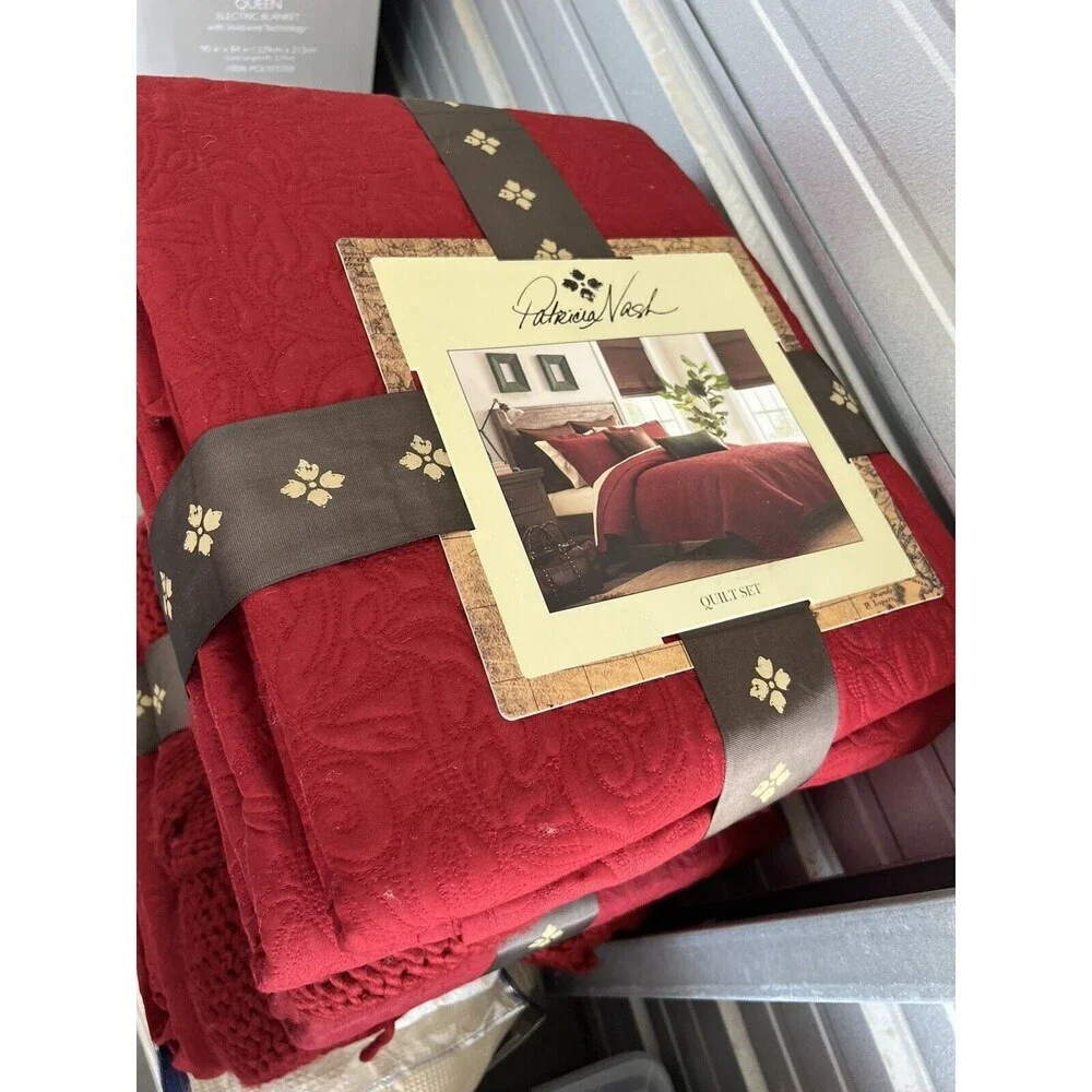 Patricia Nash‎ Classic Tooled Red Queen Quilt Set 3Pcs Reversible New With Shams
